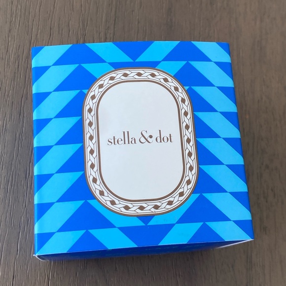 Stella & Dot Allie Cuff - Picture 5 of 5